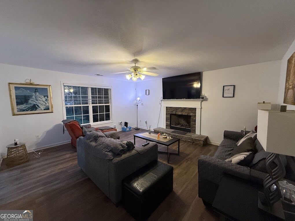 1364 Webb Meadows Court Property Photo 8