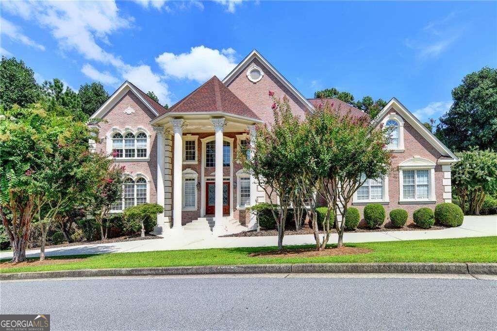 8280 Sentinae Chase Drive Property Photo 1
