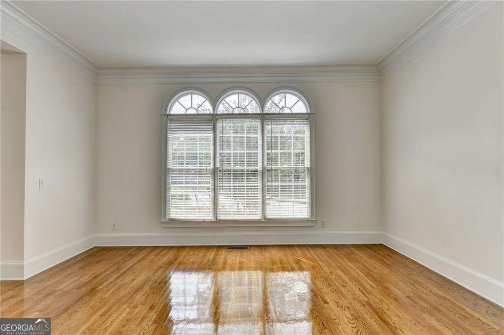 8280 Sentinae Chase Drive Property Photo 13