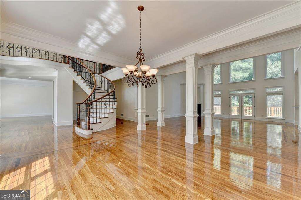 8280 Sentinae Chase Drive Property Photo 18