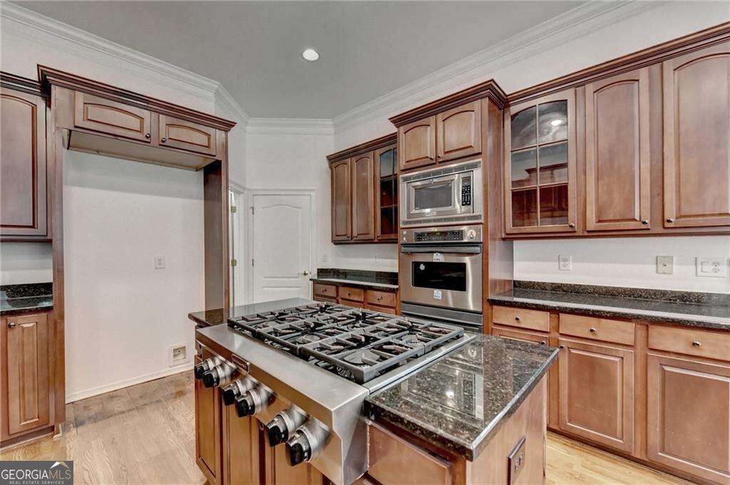 8280 Sentinae Chase Drive Property Photo 29