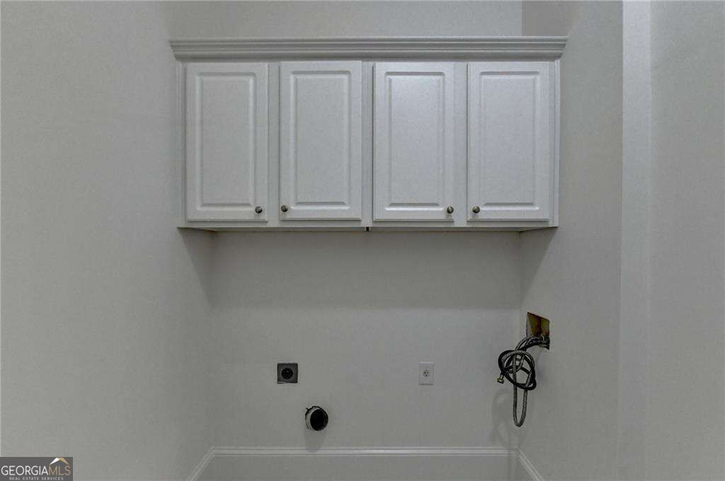 8280 Sentinae Chase Drive Property Photo 32