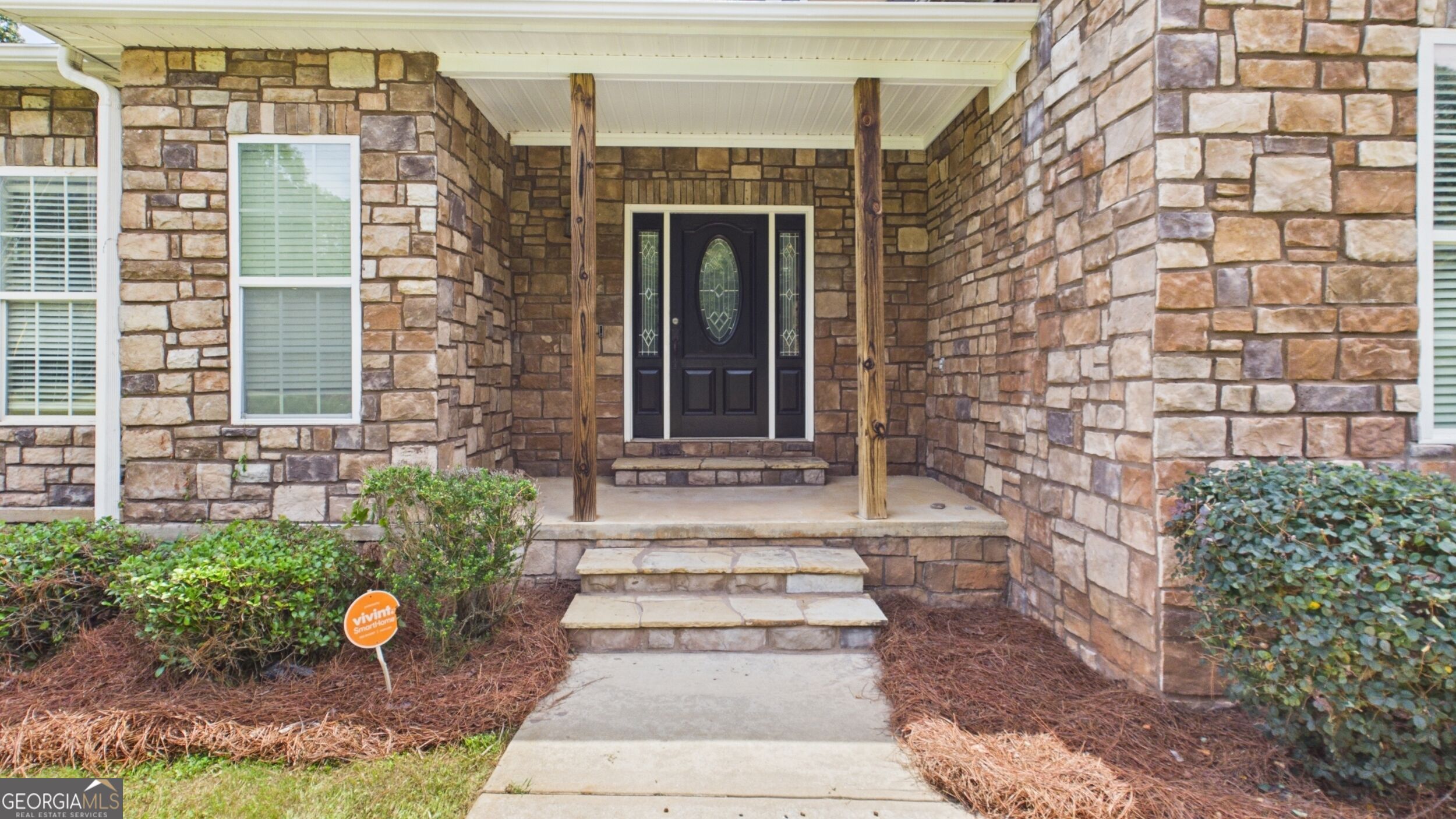 450 E End Road Property Photo 18