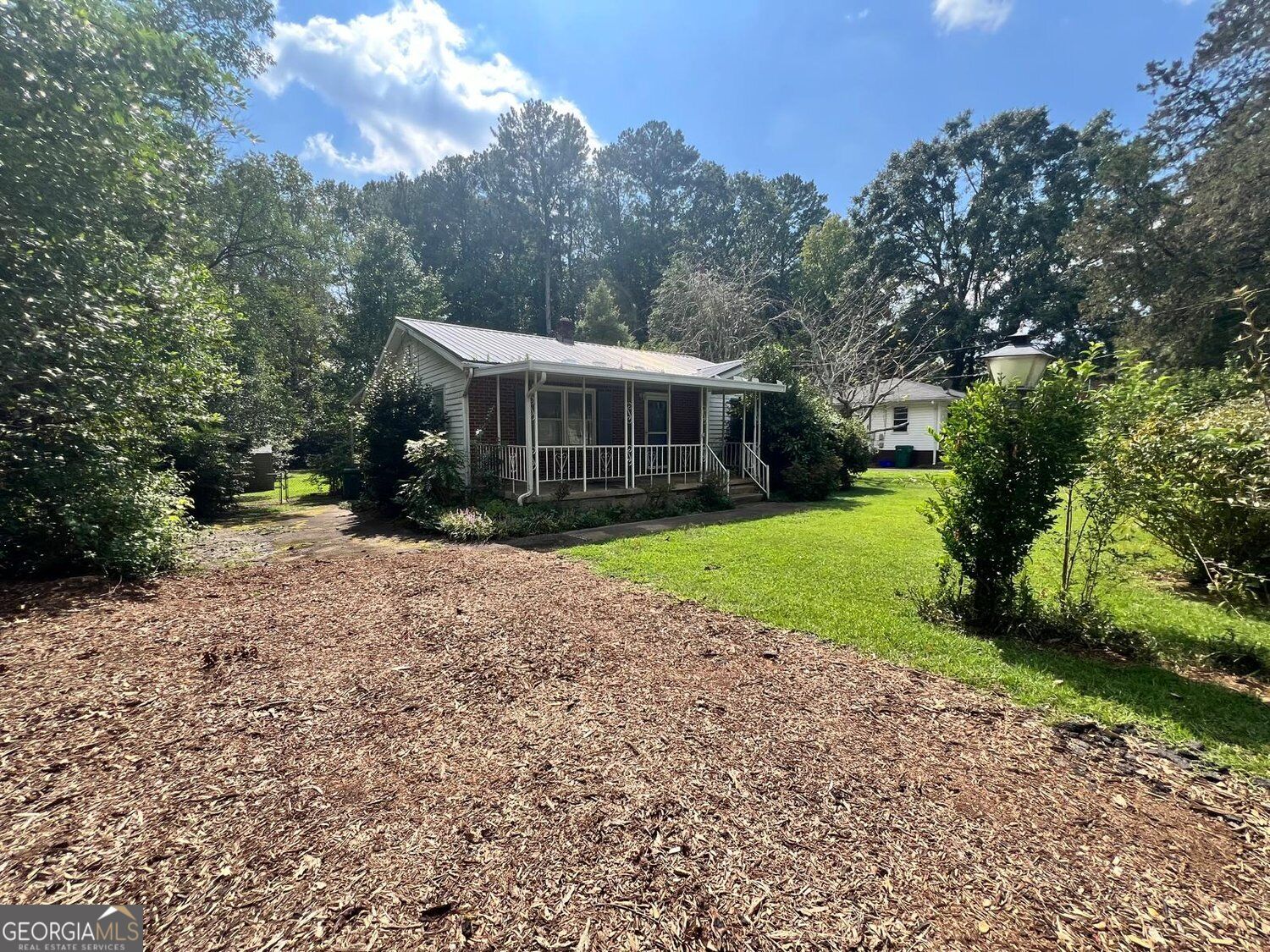 1026 Magbee Drive Se Property Photo 1