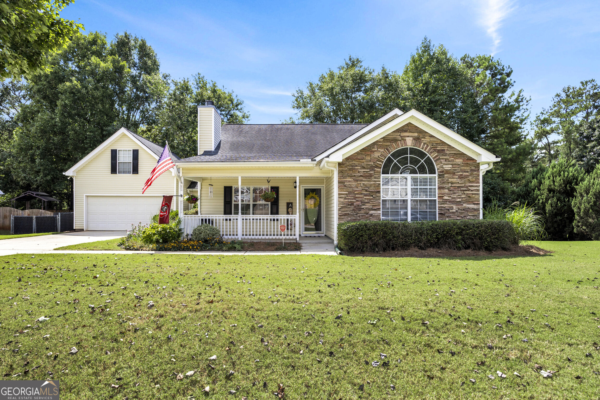 440 Berkshire Drive Property Photo 1