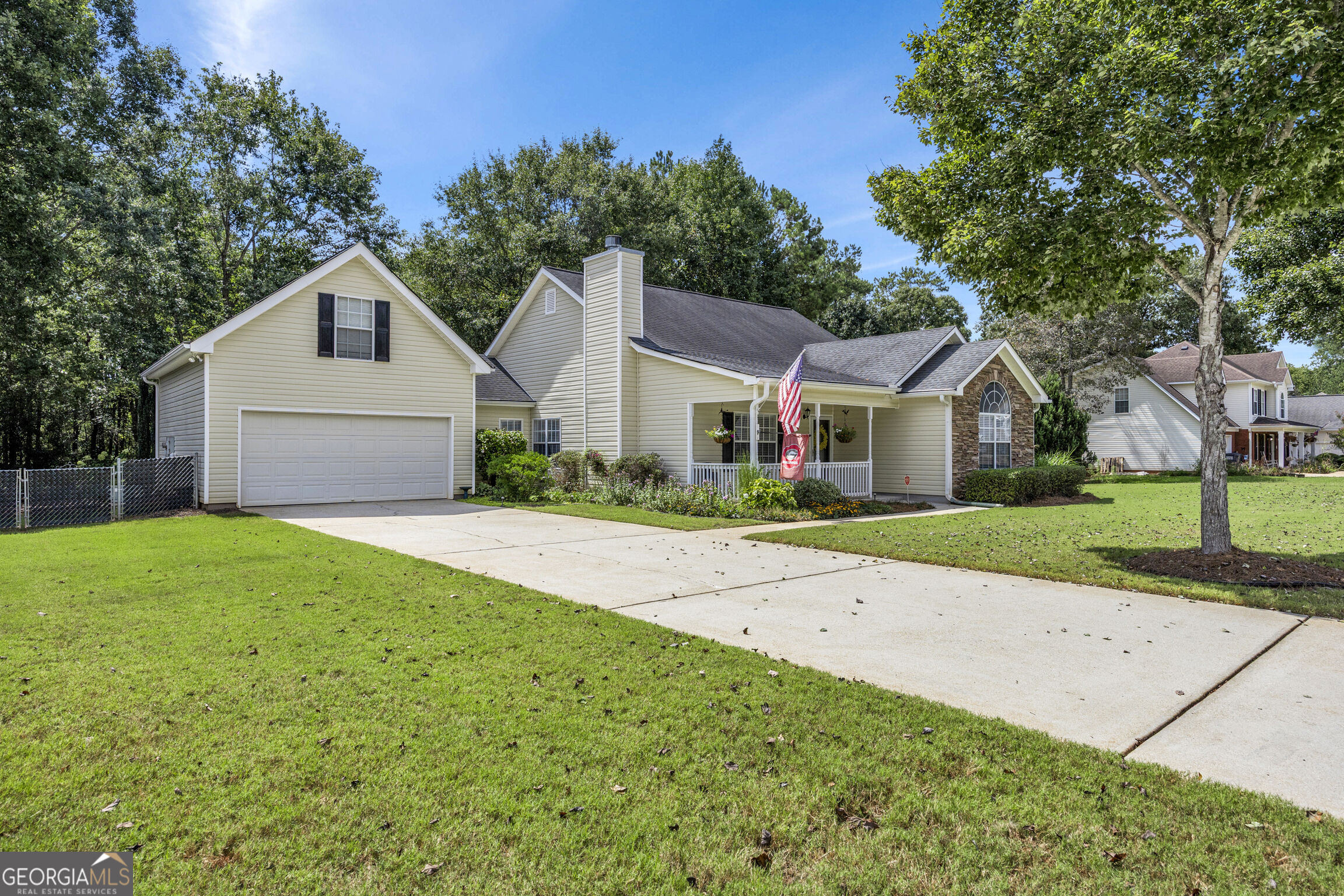 440 Berkshire Drive Property Photo 4