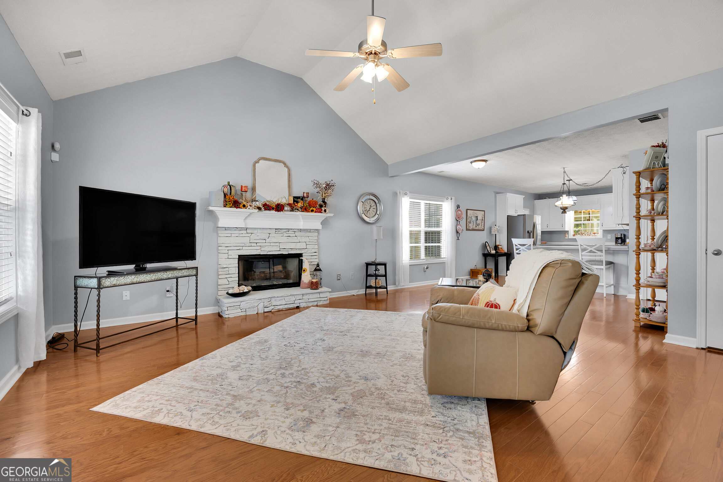 440 Berkshire Drive Property Photo 8
