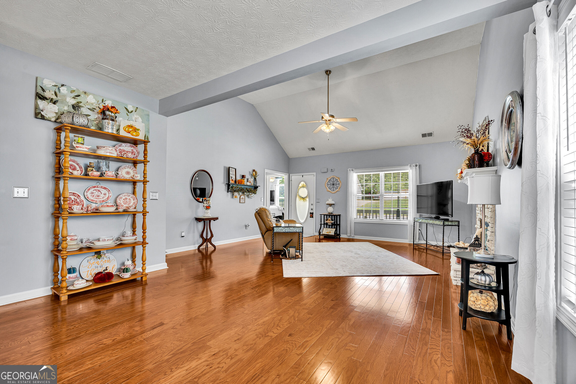 440 Berkshire Drive Property Photo 14