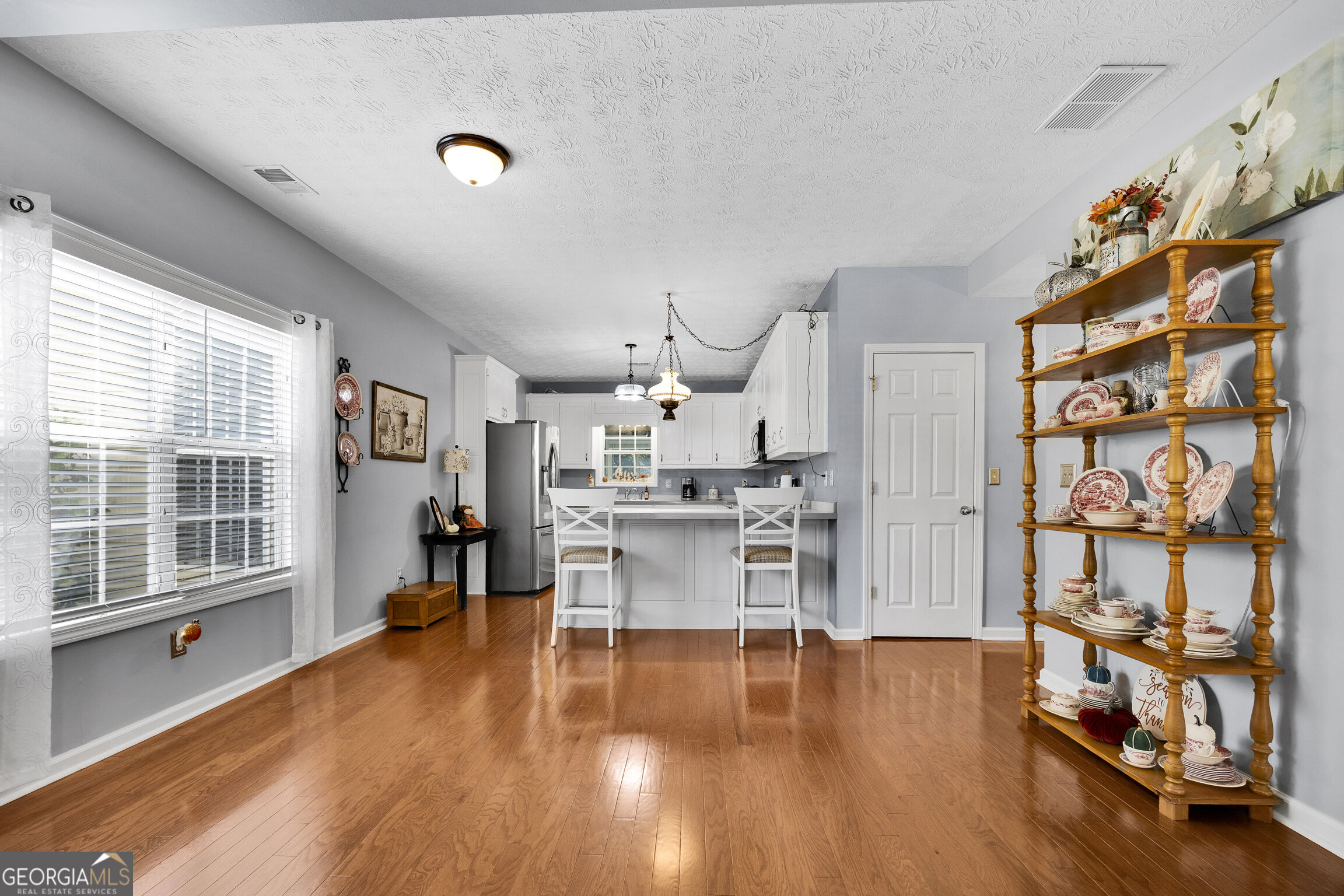 440 Berkshire Drive Property Photo 15