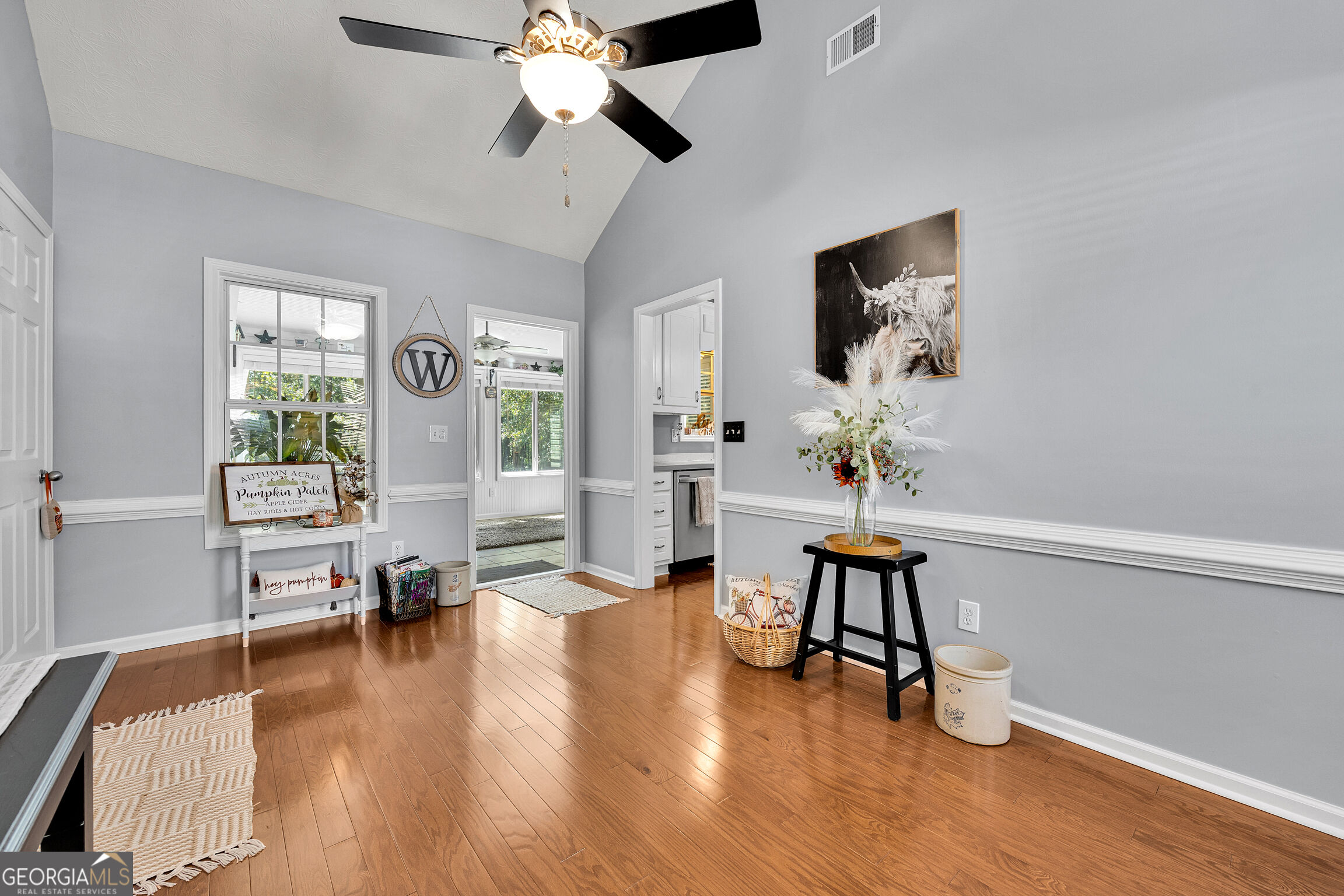 440 Berkshire Drive Property Photo 25