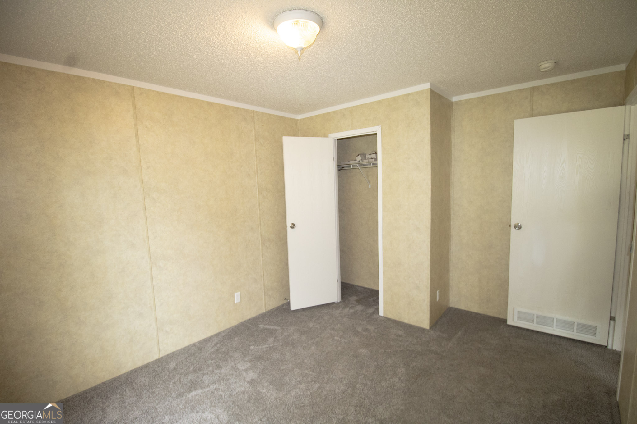 1776 Zettwell Road Property Photo 13