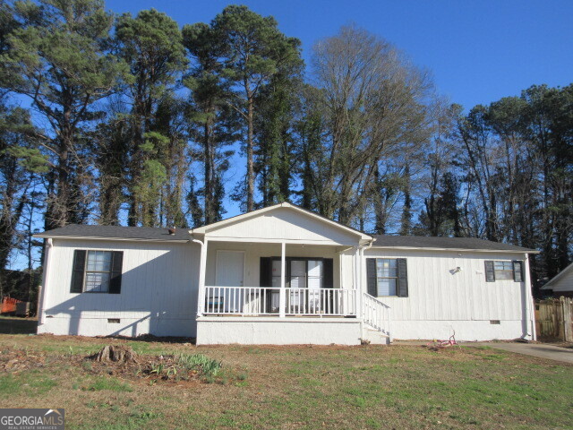 100 Greenview Drive Property Photo 2