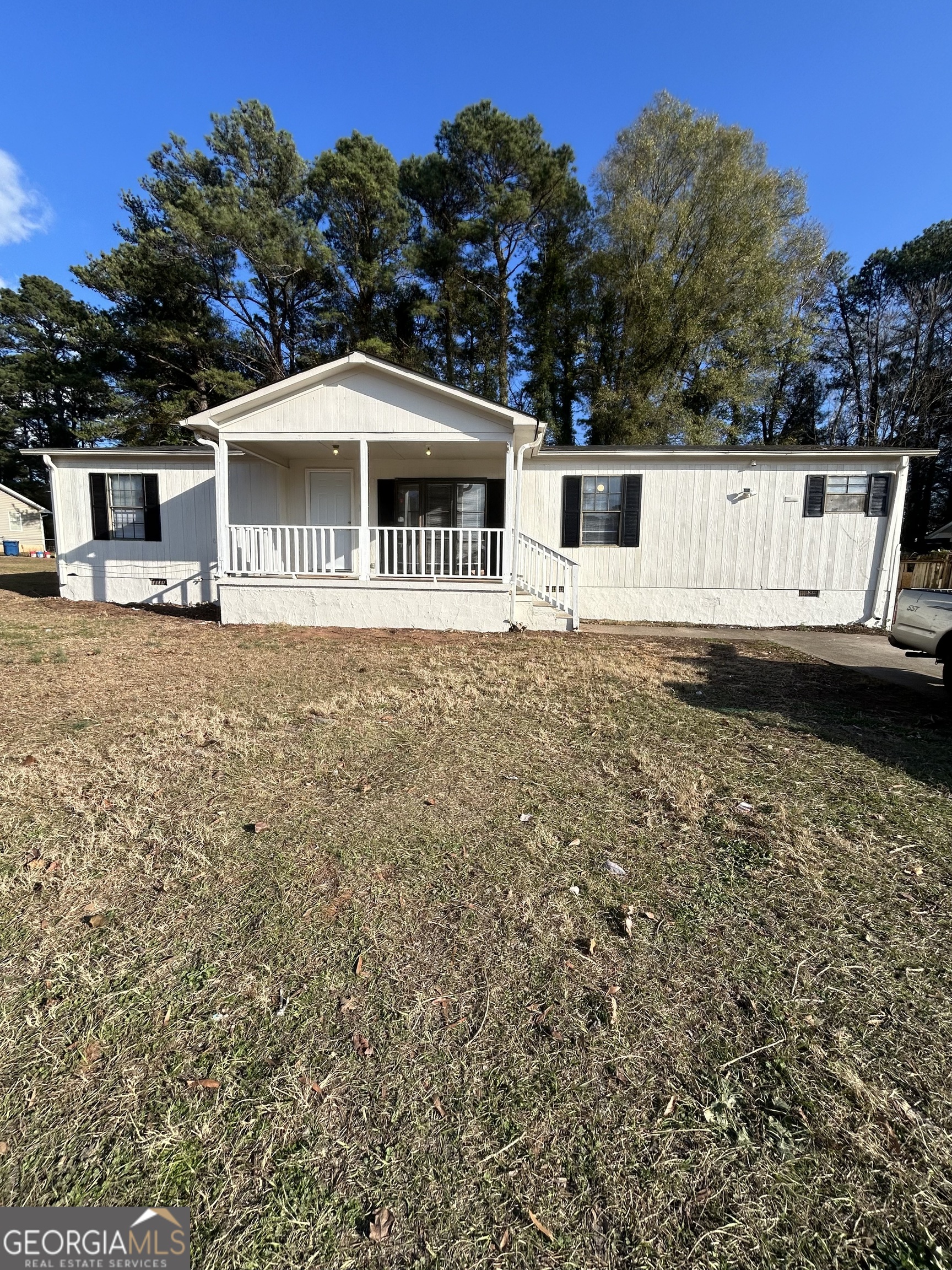 100 Greenview Drive Property Photo 12
