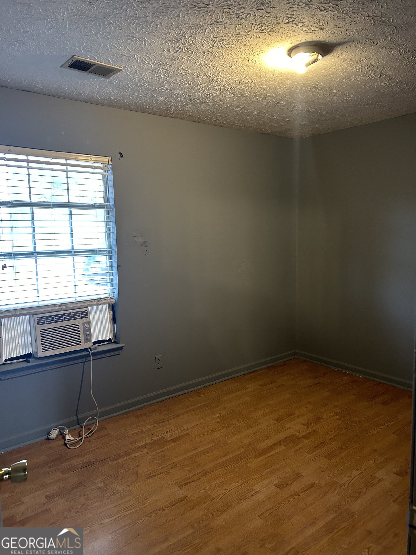 162 Sherwood Loop Property Photo 5