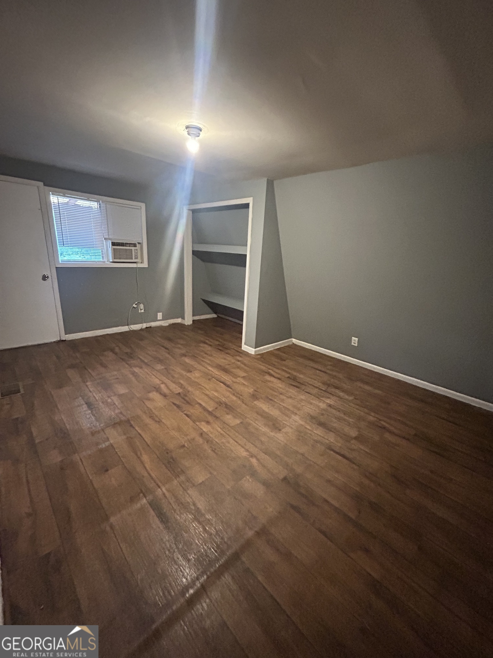 330 Meadowbrook Drive Property Photo 3