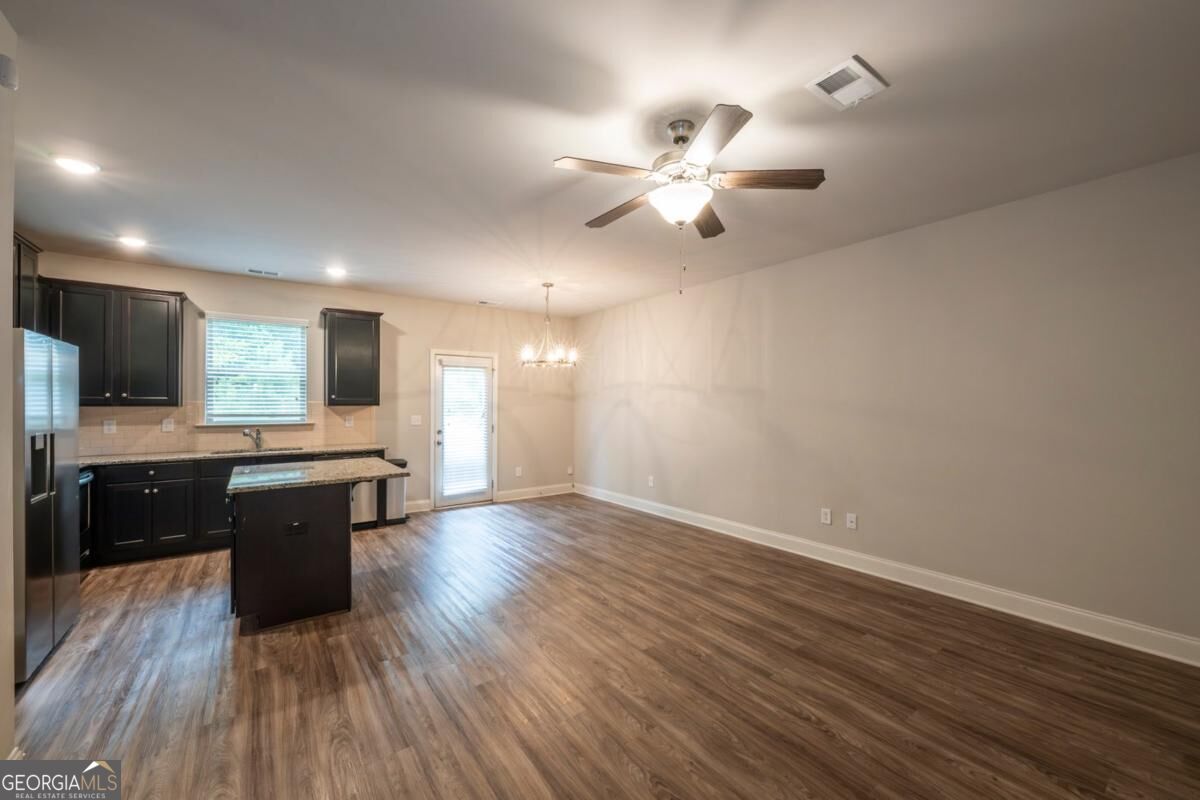 6220 Trickle Bend Property Photo 3