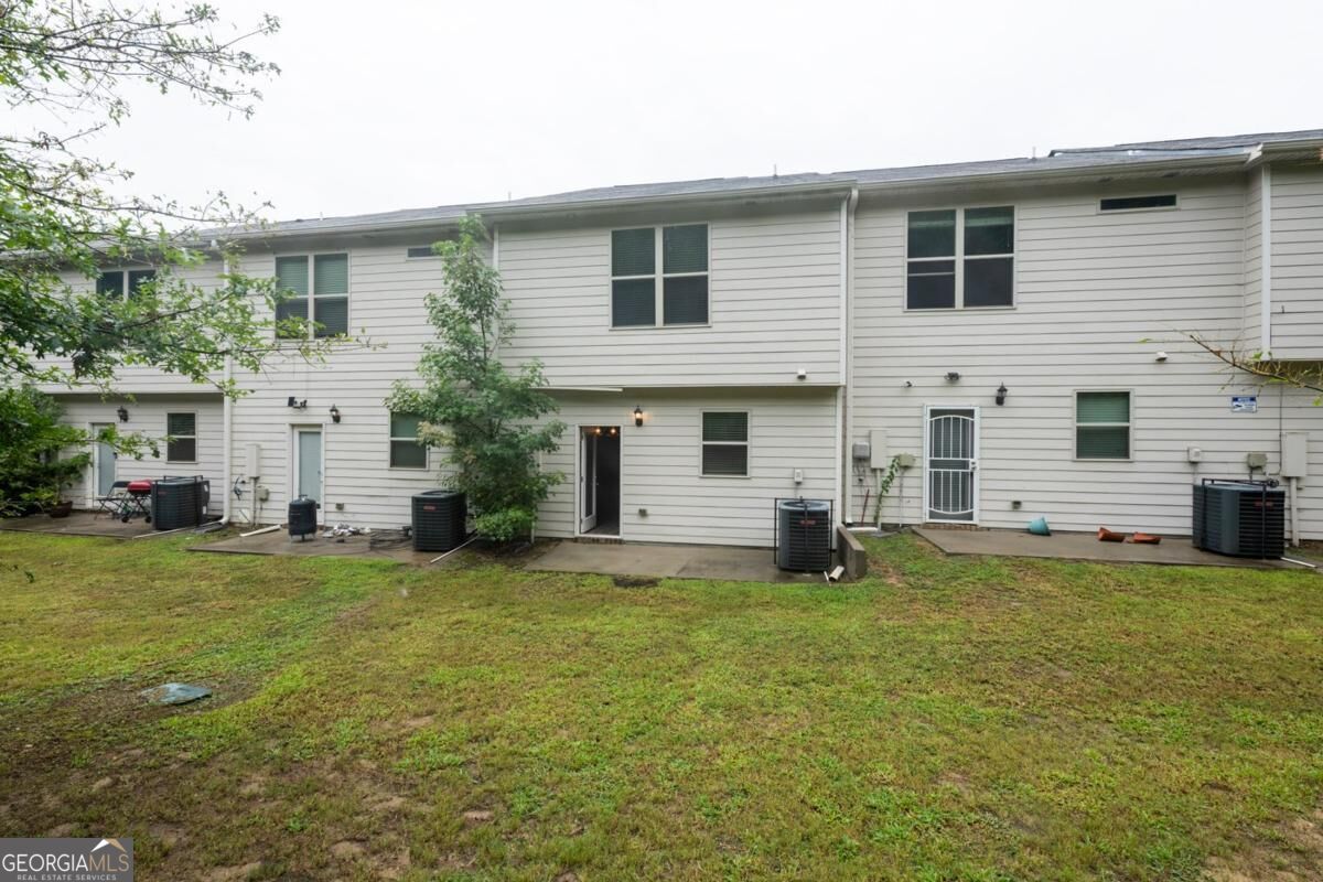 6220 Trickle Bend Property Photo 6