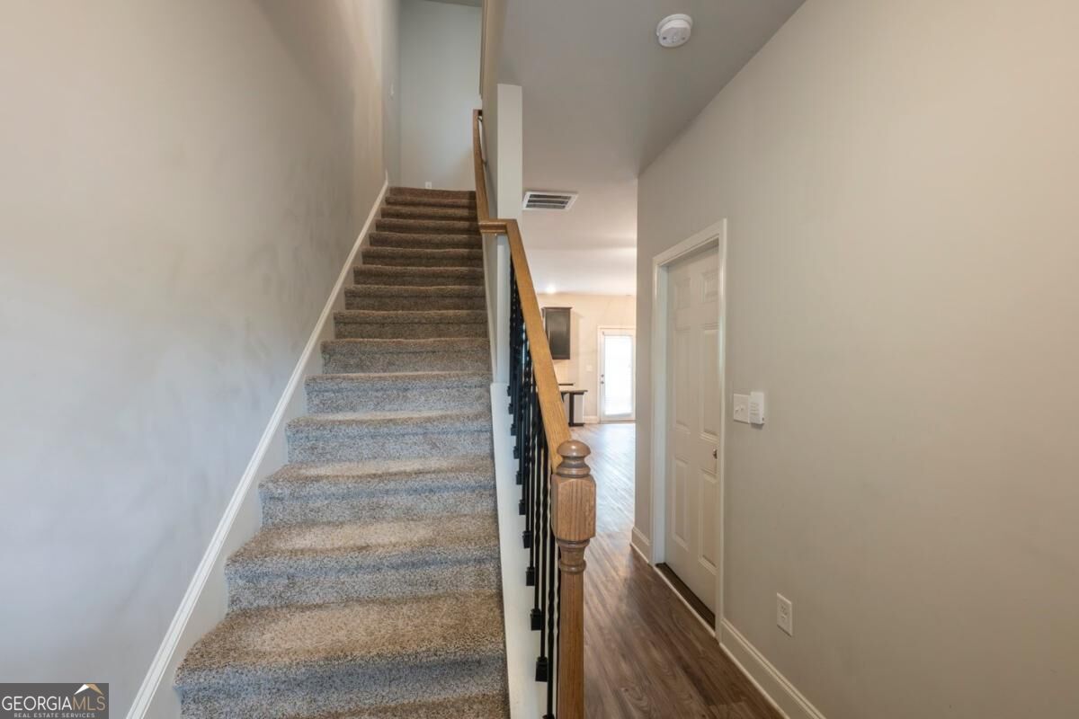 6220 Trickle Bend Property Photo 10