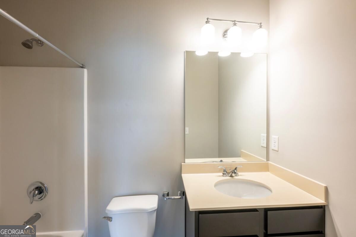 6220 Trickle Bend Property Photo 18