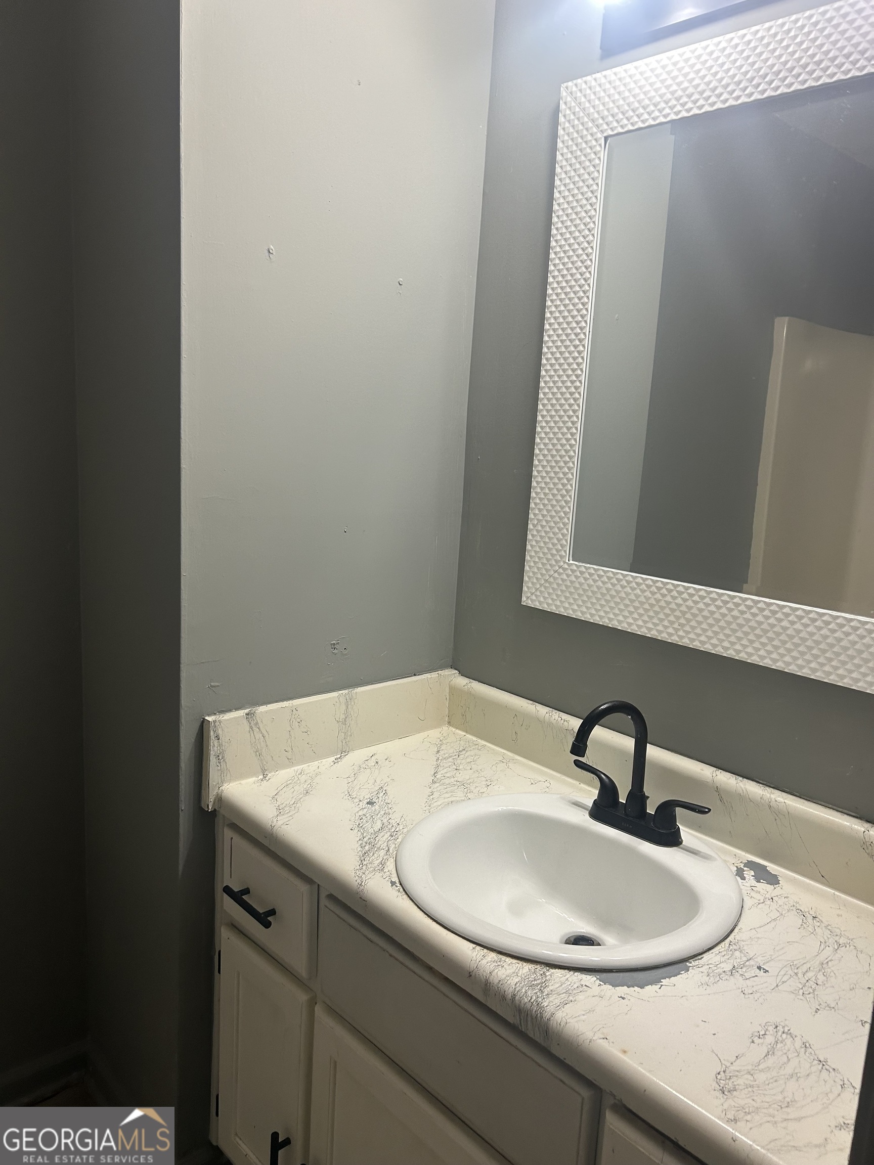 214 Sherwood Loop Property Photo 7