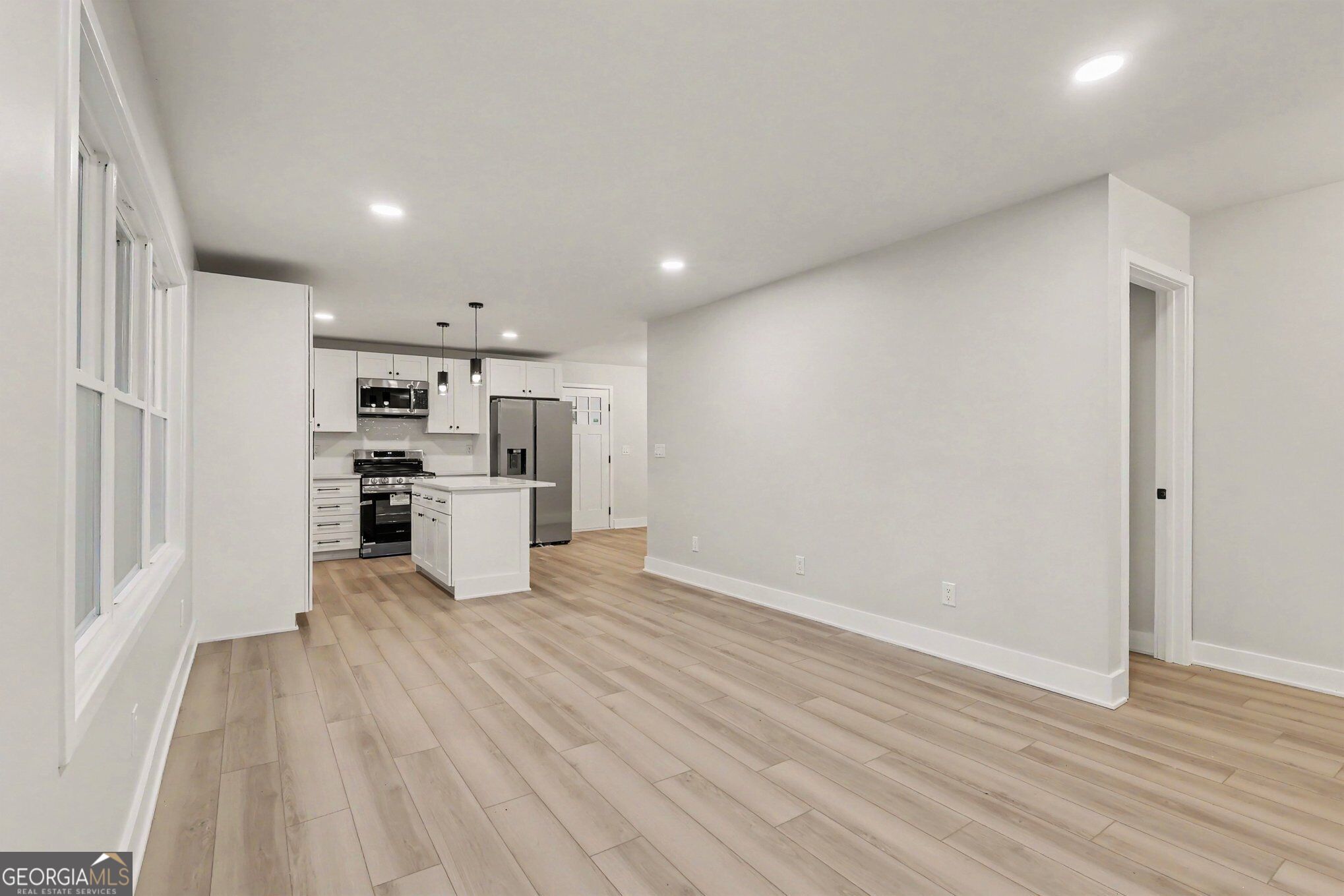 4225 Bakers Ferry Road Sw Property Photo 10
