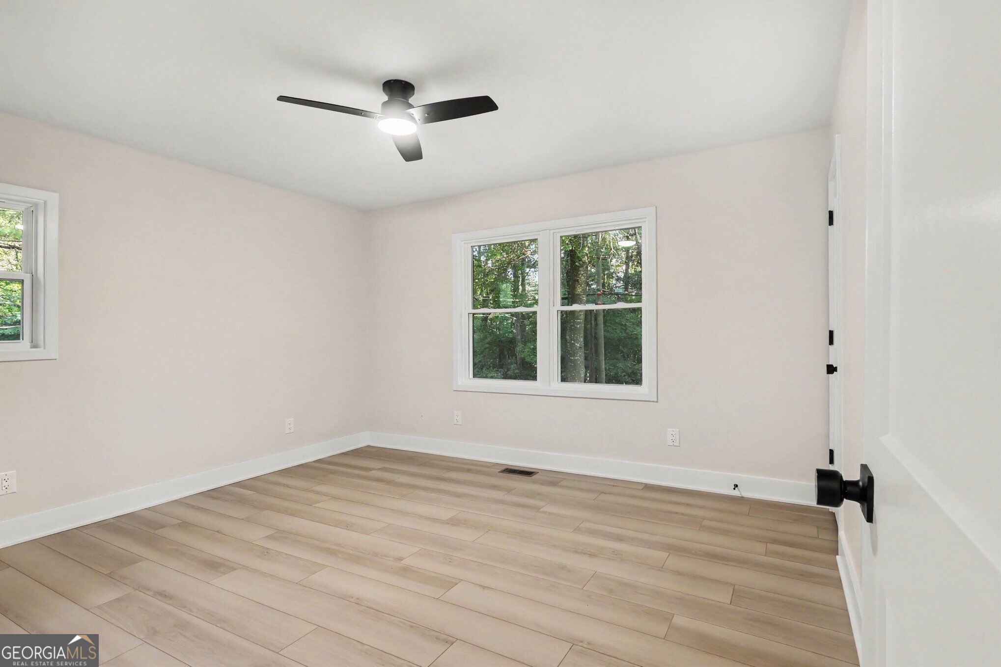 4225 Bakers Ferry Road Sw Property Photo 19