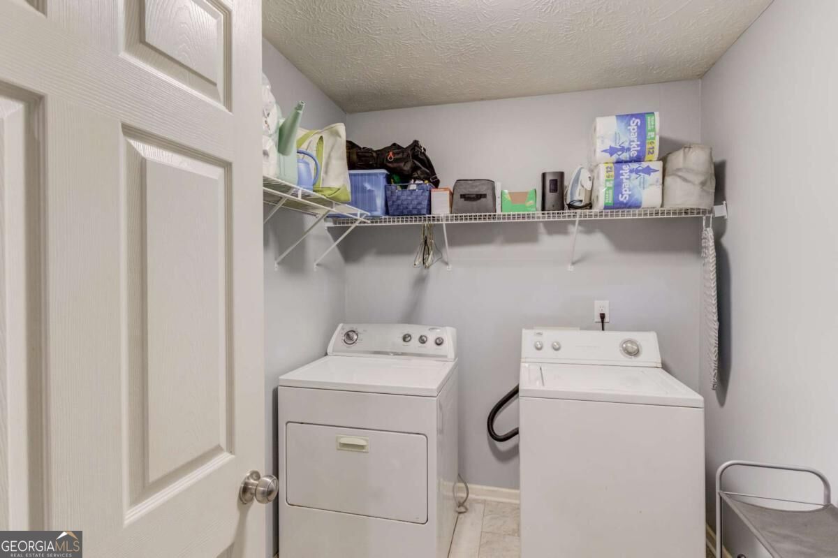 3244 Holly Stand Court Property Photo 25