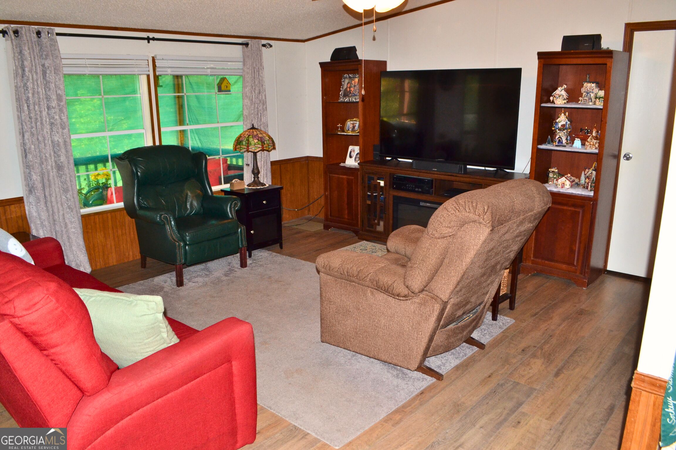 182 Mcginty Road Property Photo 8