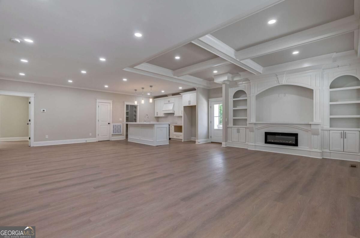 540 Sunset Avenue Property Photo 3