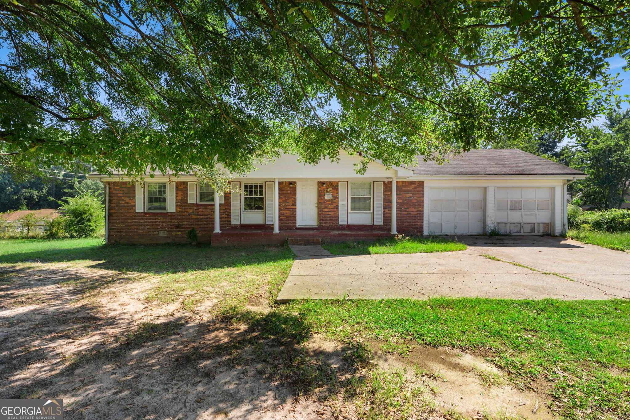 4911 Flint Hill Road Property Photo 1