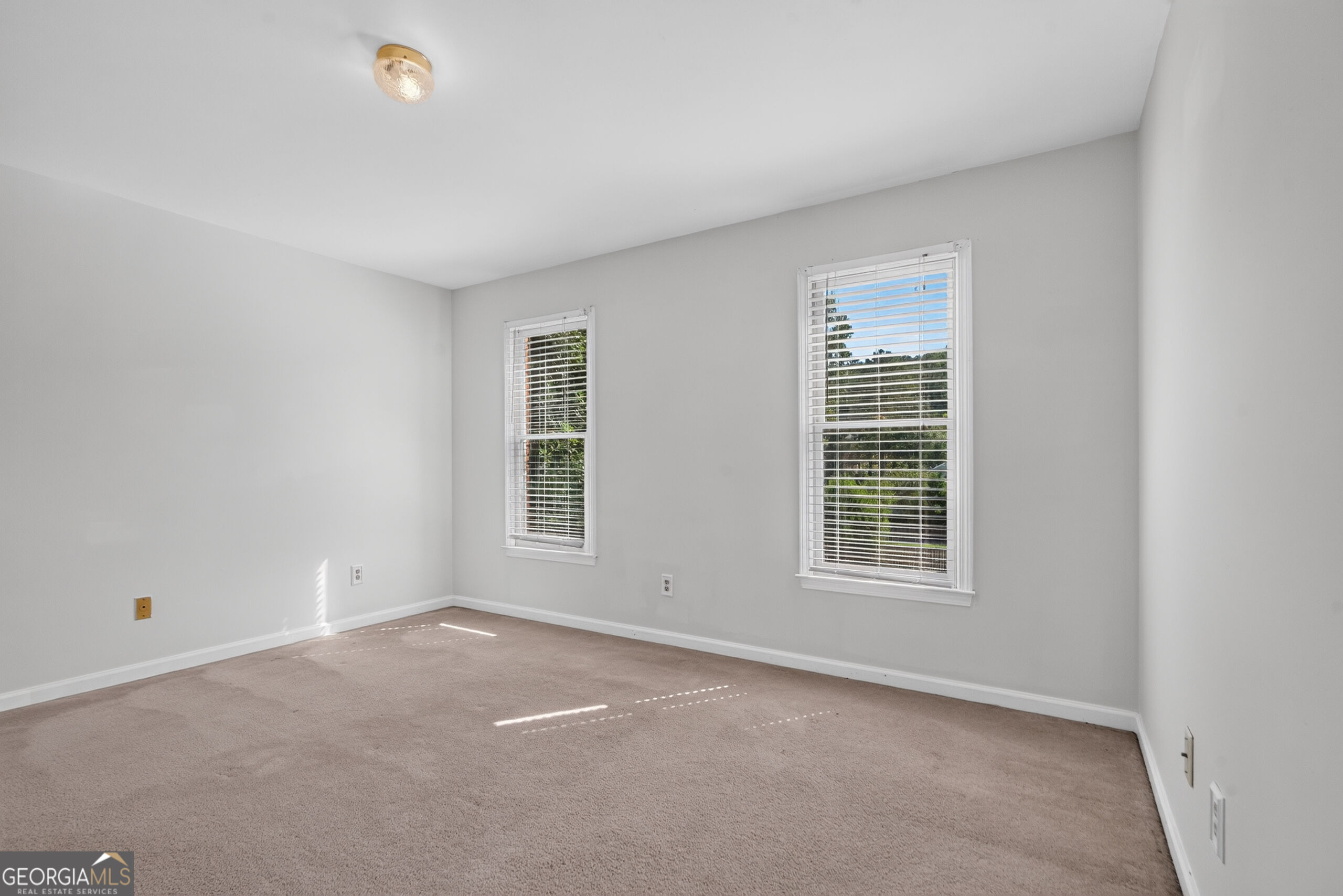 21 Saddlebrook Drive Se Property Photo 13