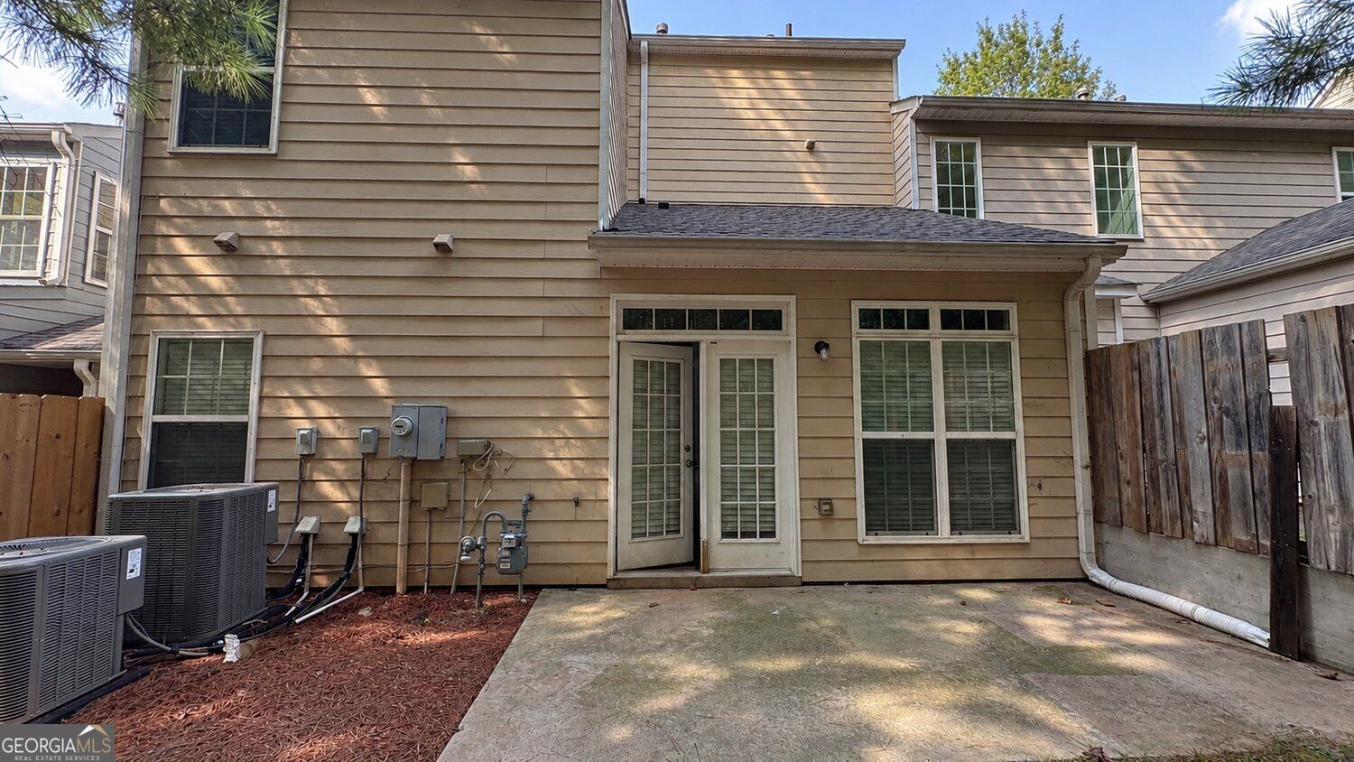 6276 Colonial View Property Photo 20