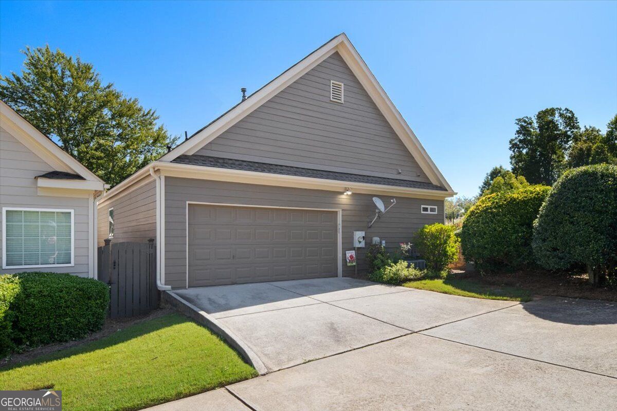 301 Glens Way Property Photo 33