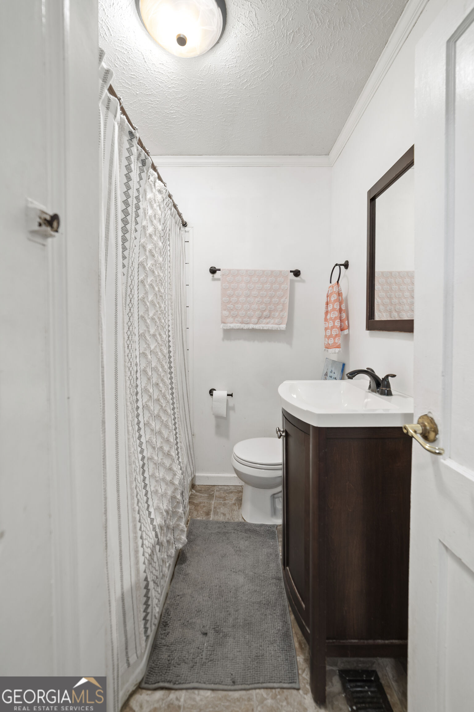 404 S Newcombe Avenue Property Photo 12