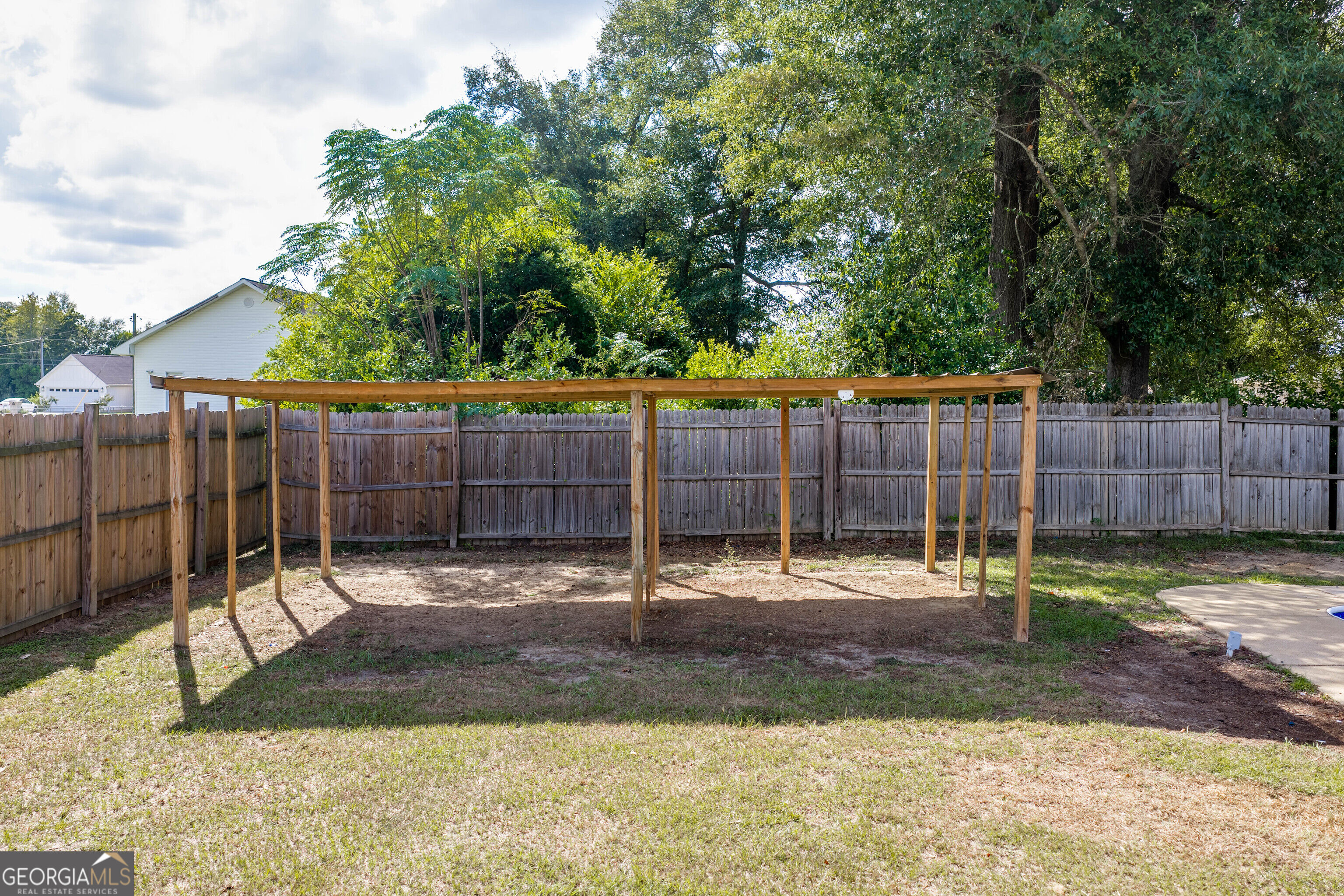 404 S Newcombe Avenue Property Photo 26