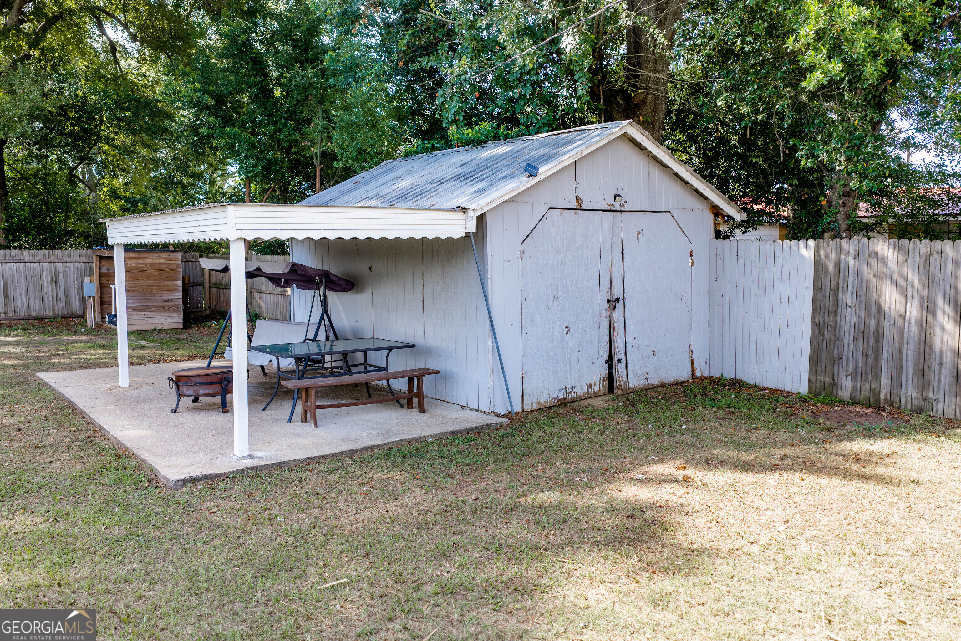 404 S Newcombe Avenue Property Photo 30