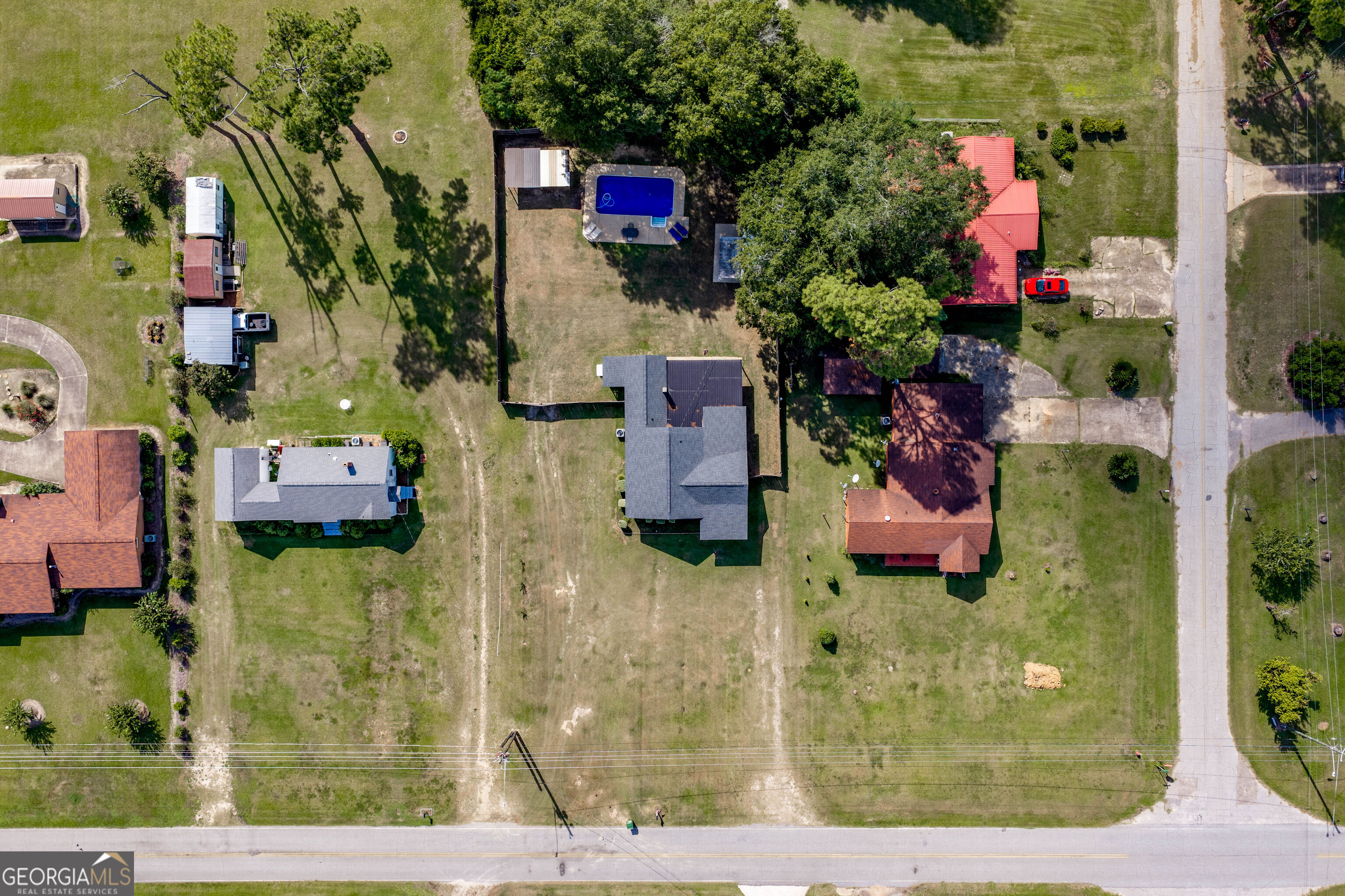 404 S Newcombe Avenue Property Photo 38