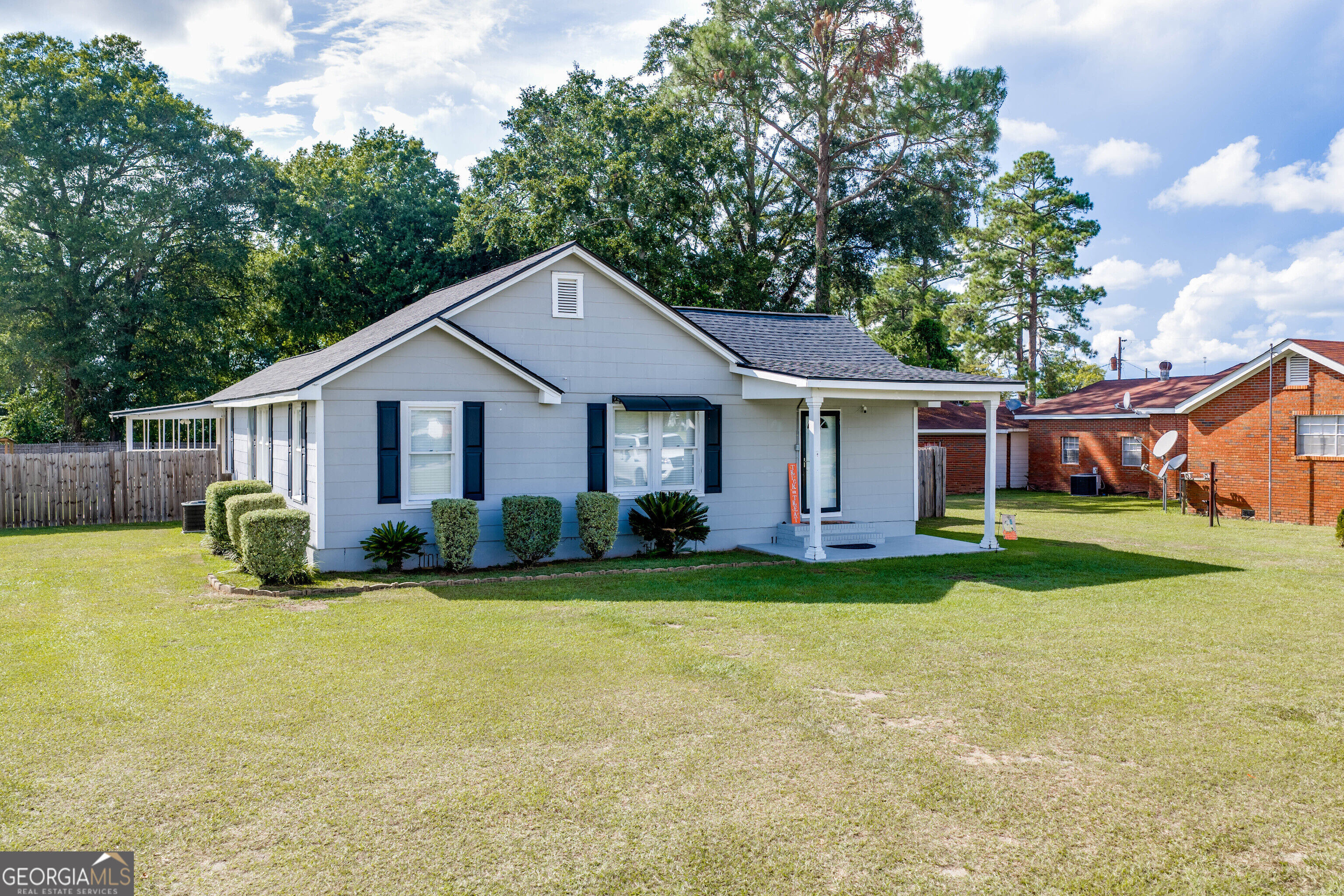 404 S Newcombe Avenue Property Photo 41