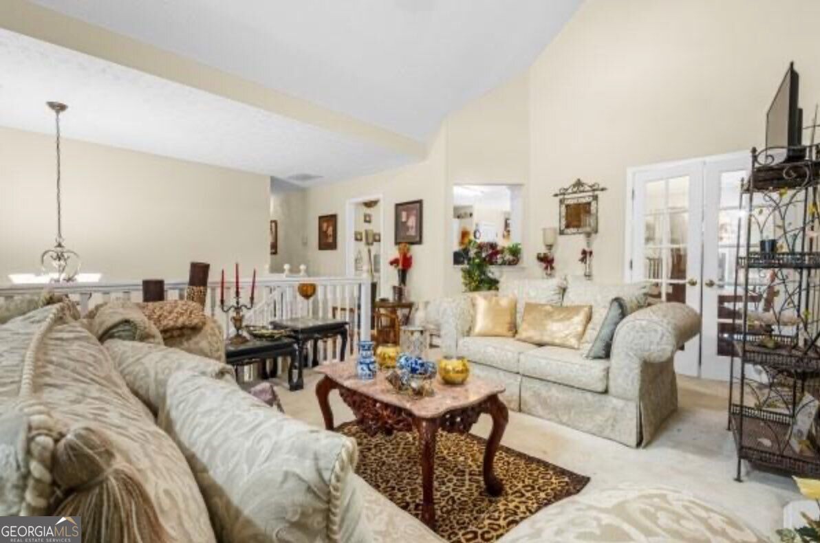 8107 Birch Walk Drive Property Photo 4