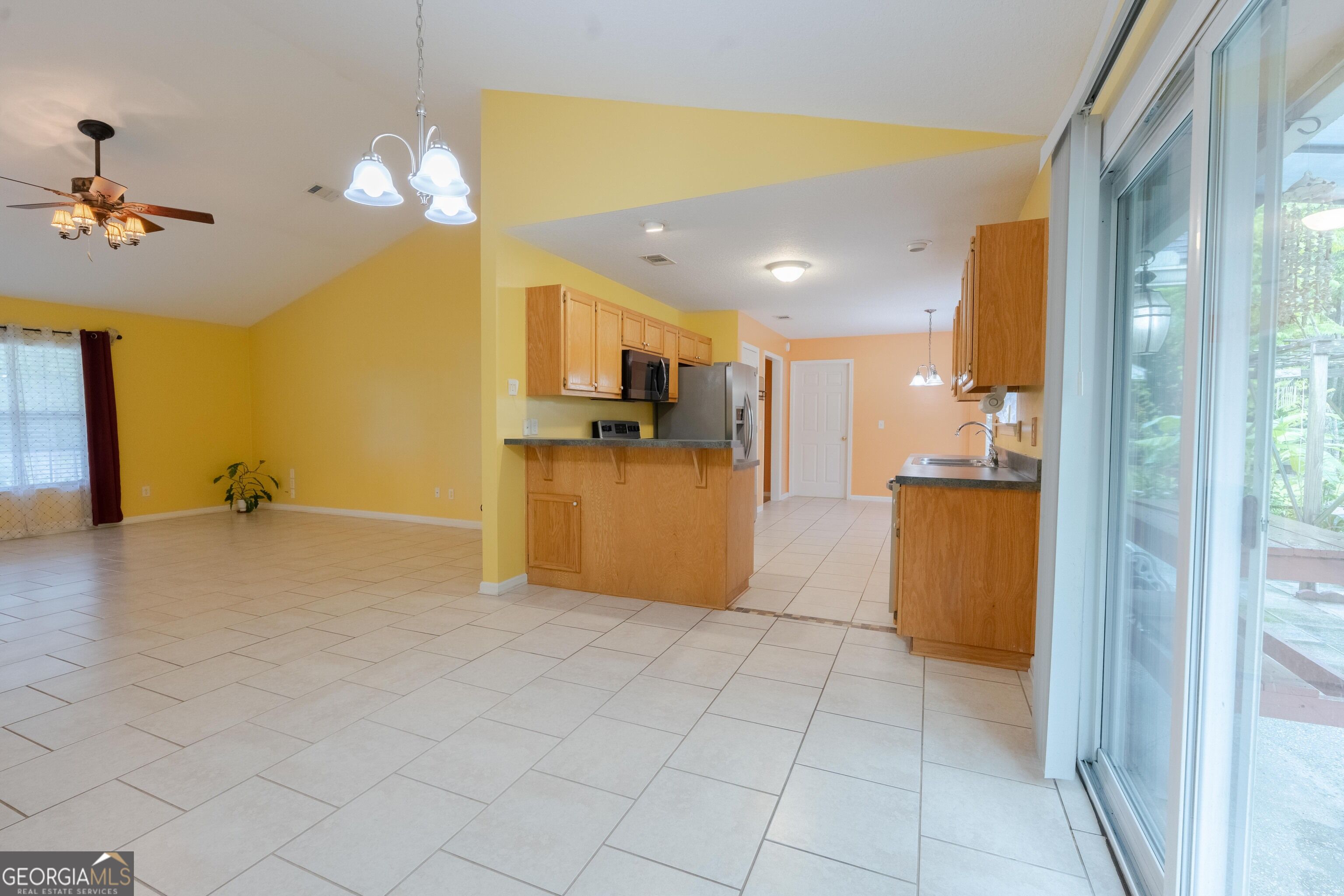 108 Kristins Drive Property Photo 11
