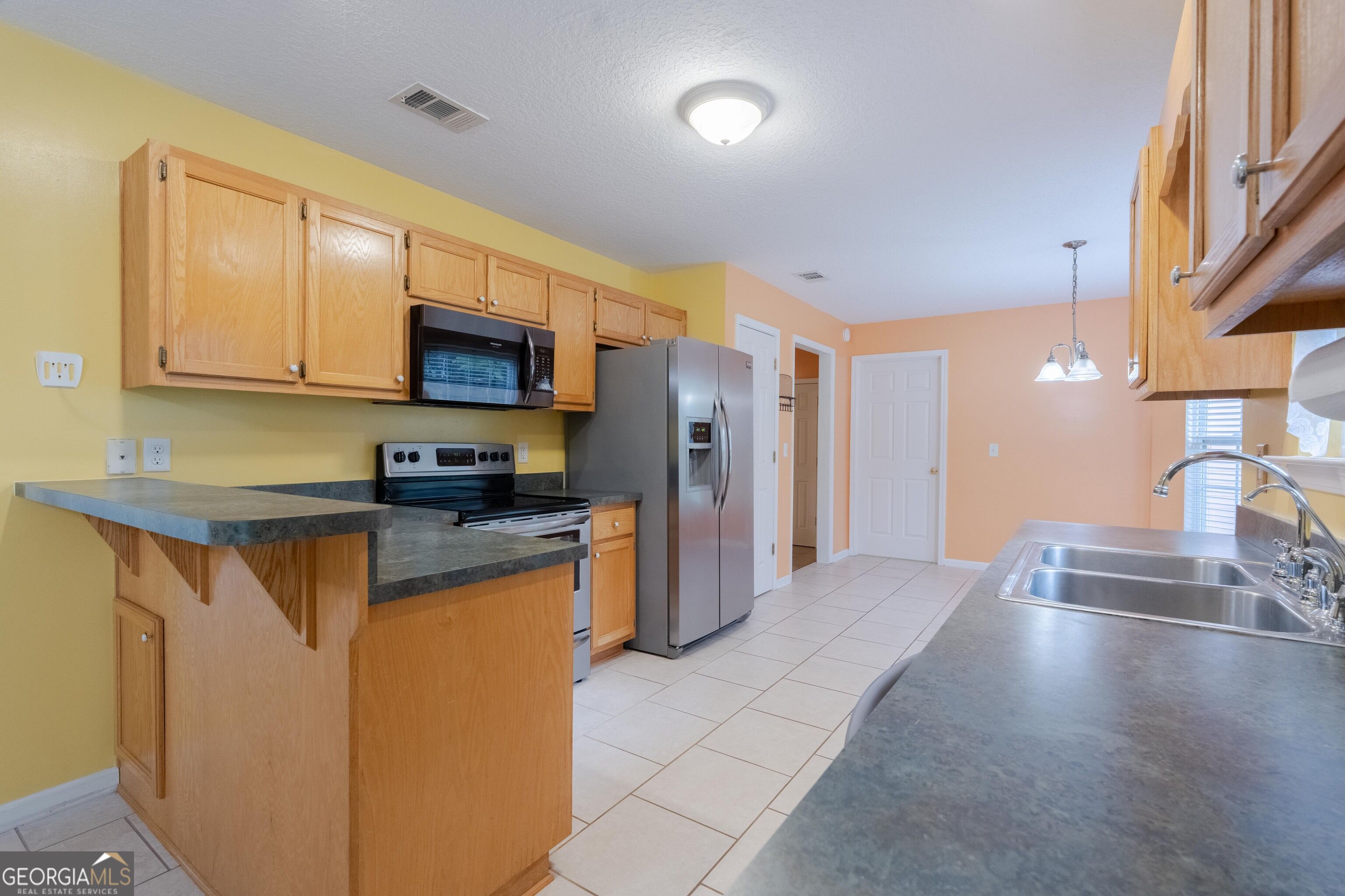 108 Kristins Drive Property Photo 12
