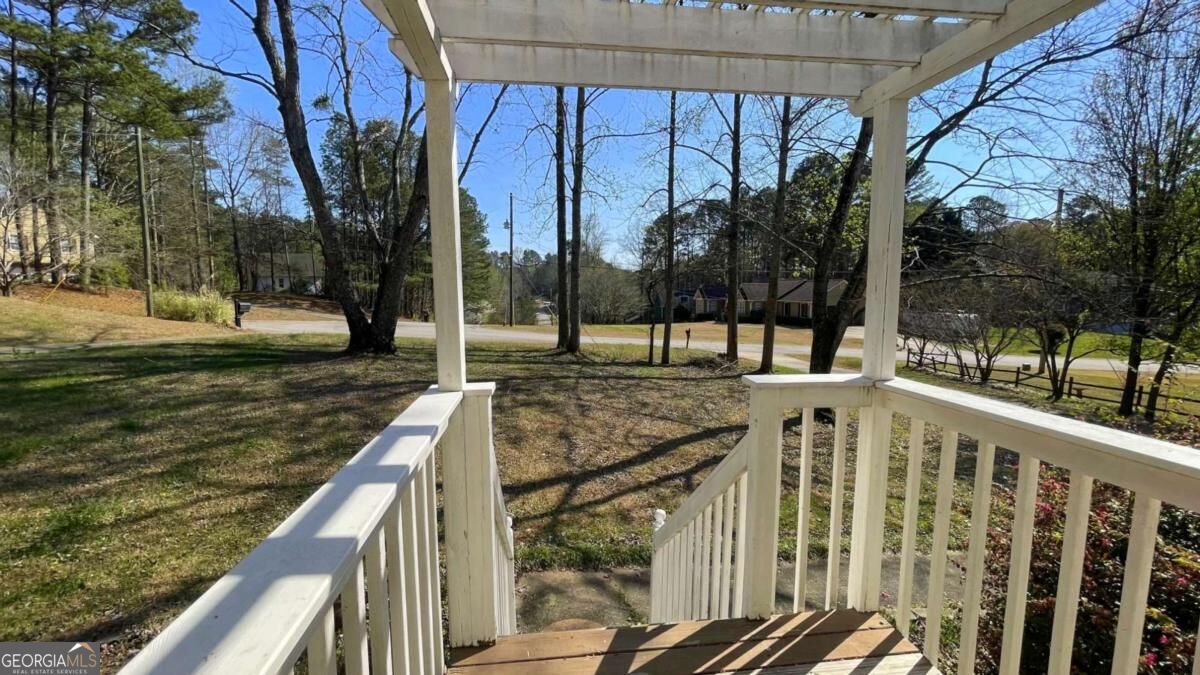104 Paces Lakes Ridge Property Photo 49