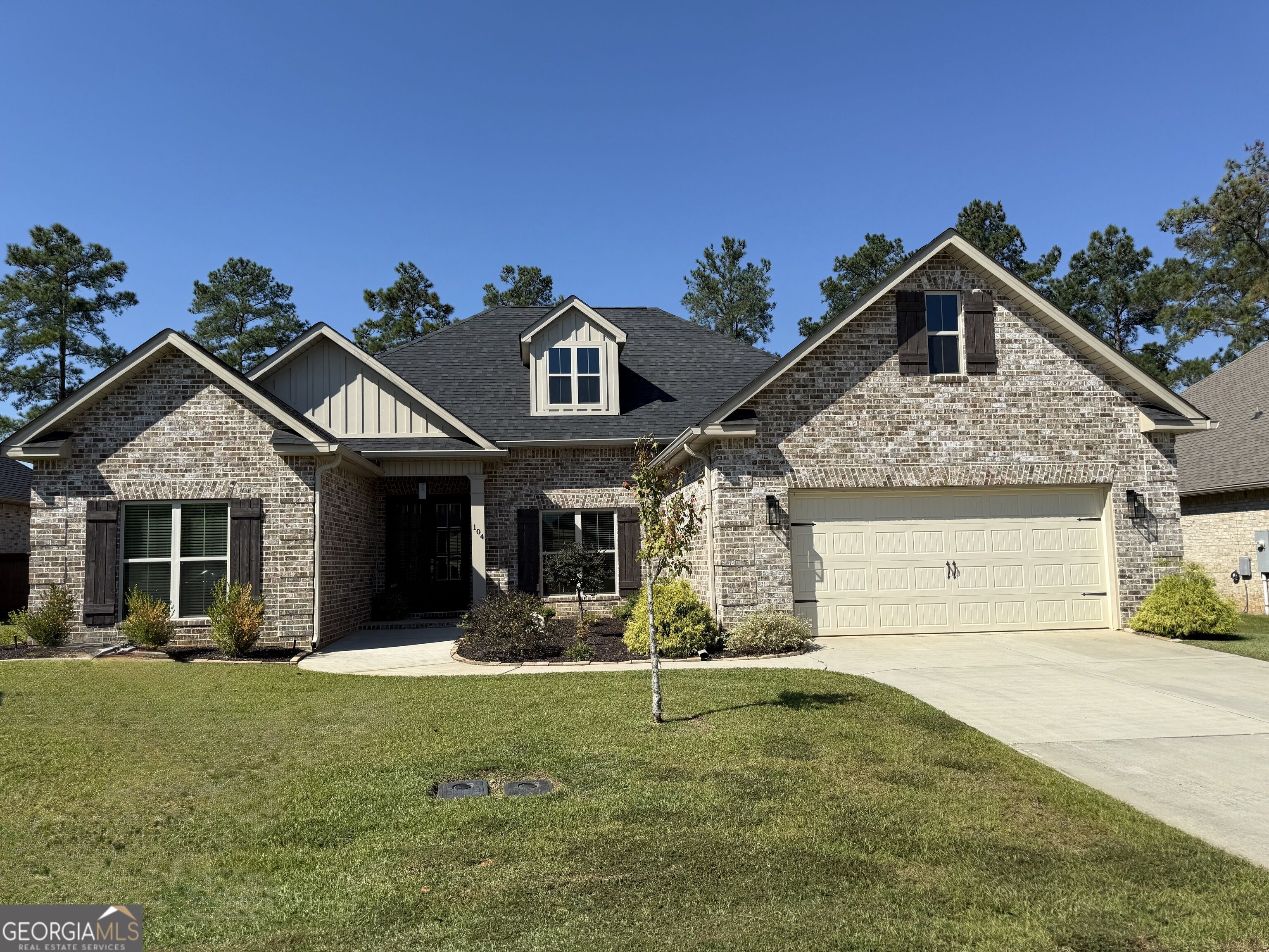 104 Gracetree Way Property Photo 1