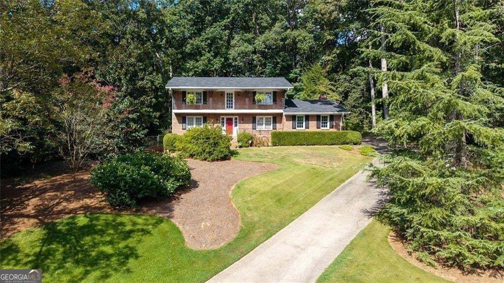 2206 Deer Ridge Drive Property Photo 2