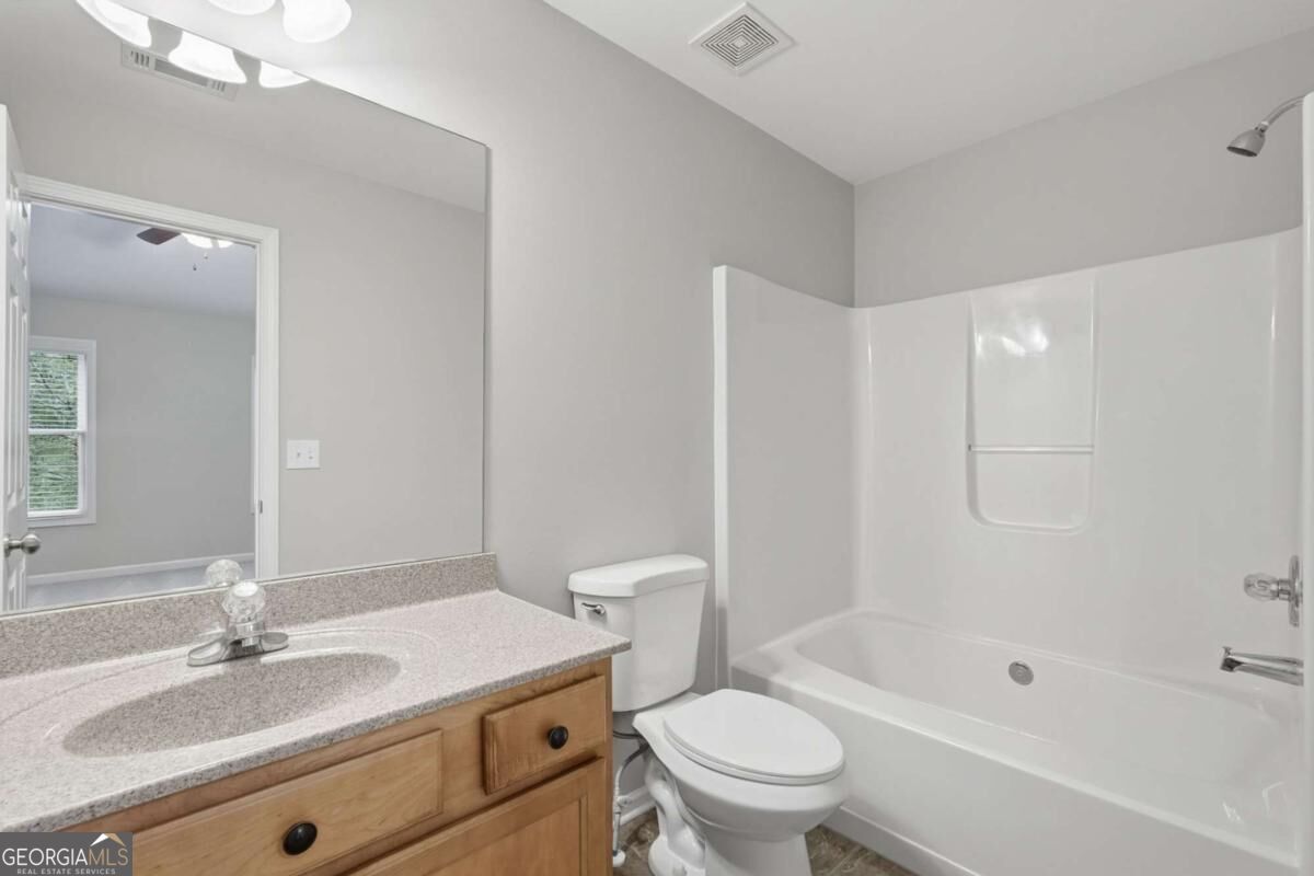 372 Suwanee Avenue Property Photo 37