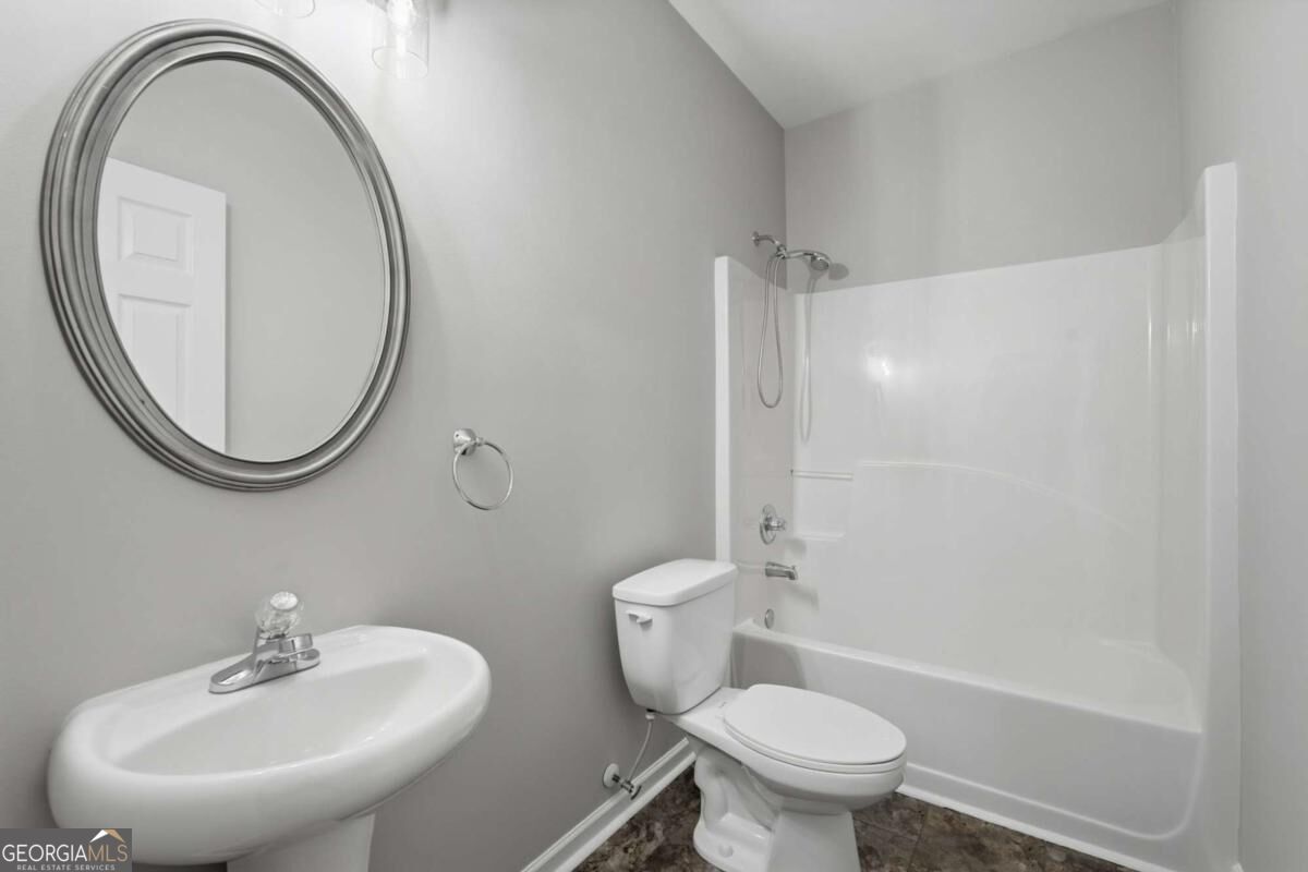 372 Suwanee Avenue Property Photo 41