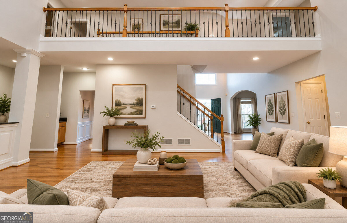 275 Gladeside Path Property Photo 17