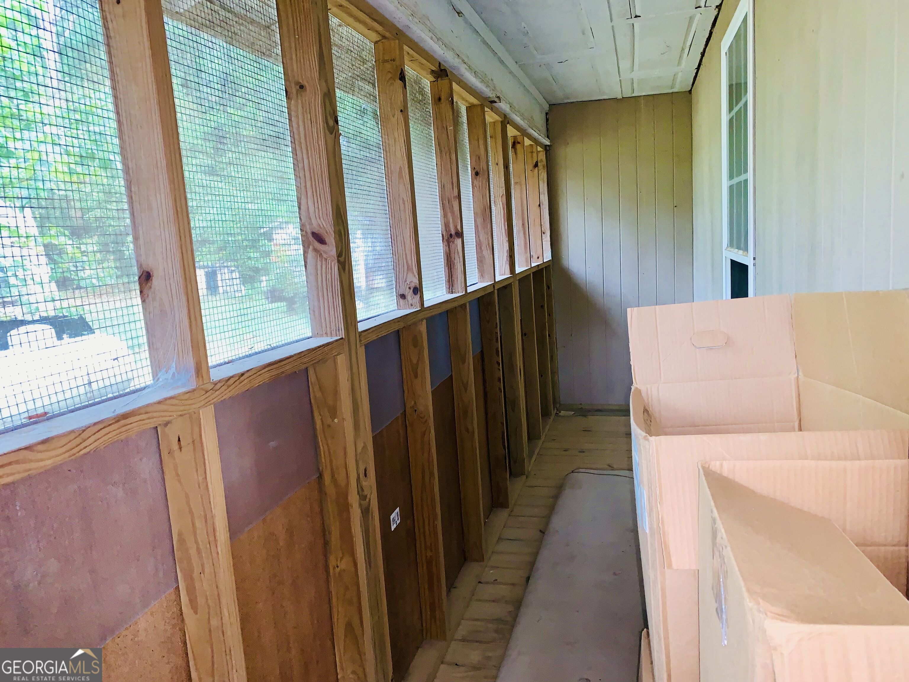 1658 Johnson Lake Road Property Photo 3