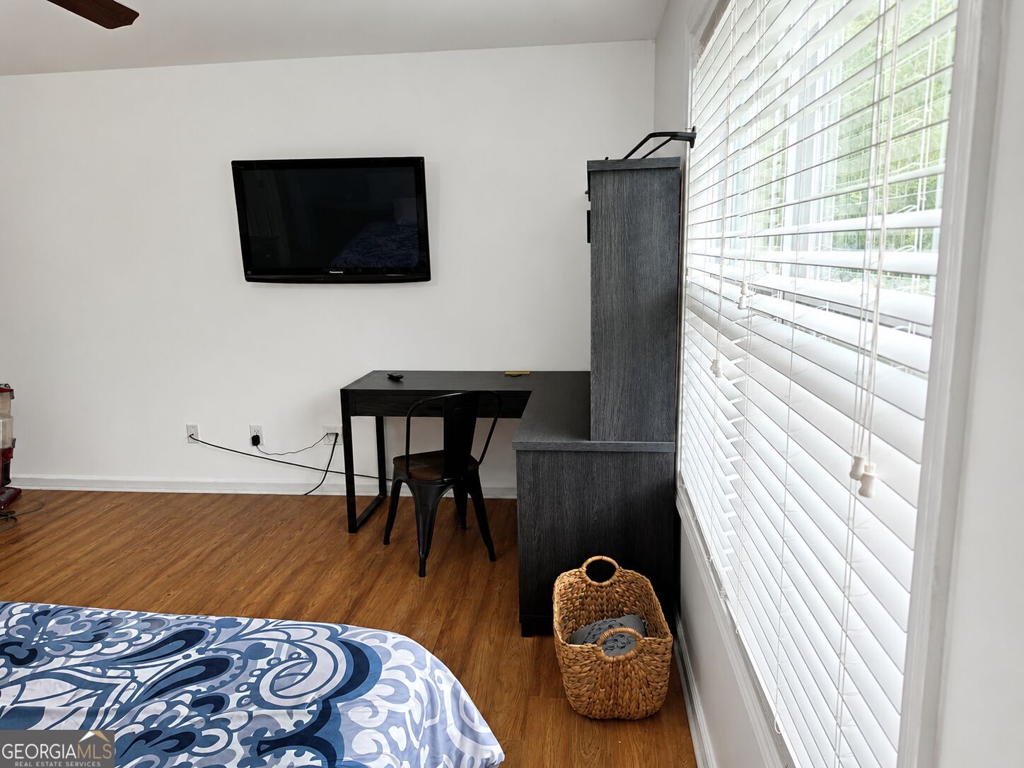 760 Vine Street Property Photo 13