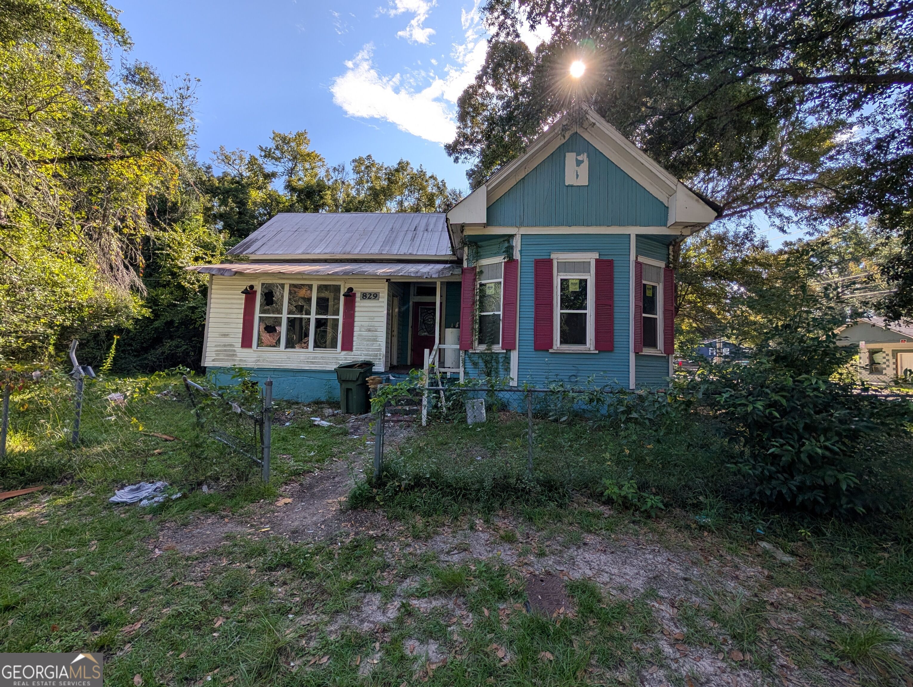 829 S Washington Street Property Photo 1
